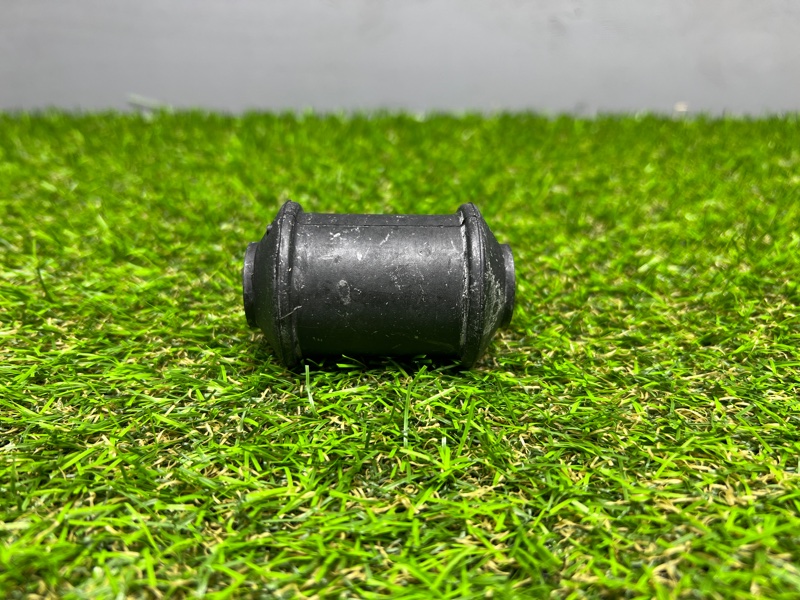 Сайлентблок рычага Ford Transit 2000/2014 7700870SX, передний