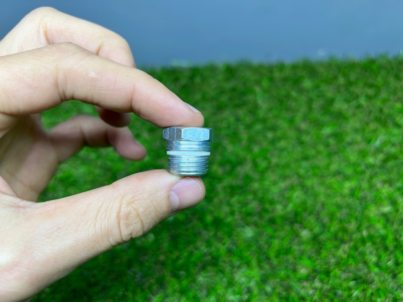 Штуцер насоса ГУР Ford Transit 2006/2014 6742740 2.2/2.4