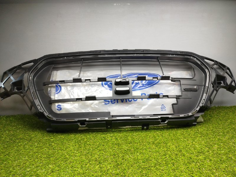 Решетка бампера (радиатора) Ford Transit 2014+ 2071325 TTG