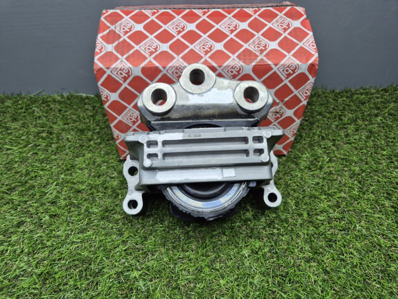 Подушка двигателя Ford Transit 2006/2014 104405 2.2, передняя правая