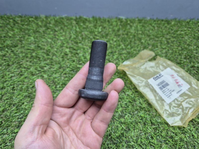 Шпилька ступицы Daf Lf45/55 1400065, передняя