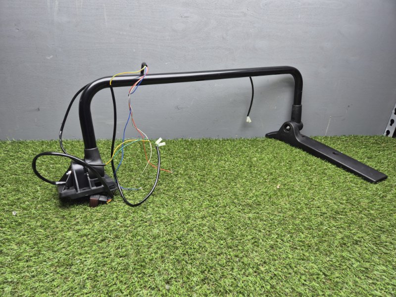 Кронштейн зеркала Renault Midlum 8741536SX, левый