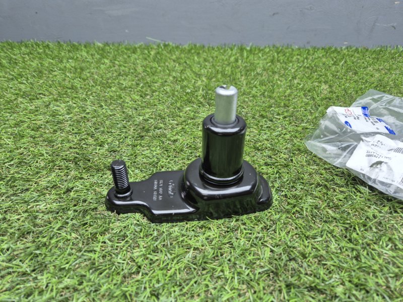 Кронштейн крепления запасного колеса Ford Transit 2014+ 1763880