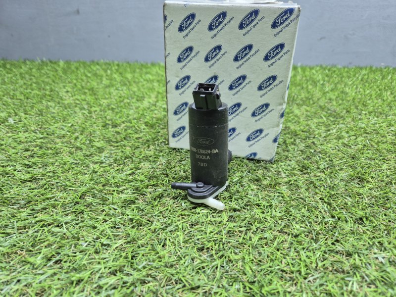 Насос моторчик омывателя Ford Transit 2006/2014 7003178 TT9