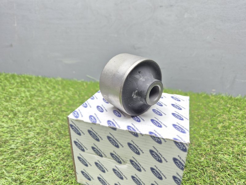 Сайлентблок рычага Ford Transit 2006/2014 1495717