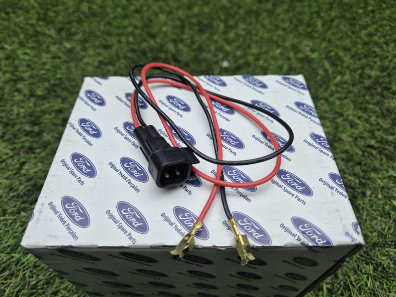 Фишка (Разъем) габаритного фонаря Ford Transit 2006/2014