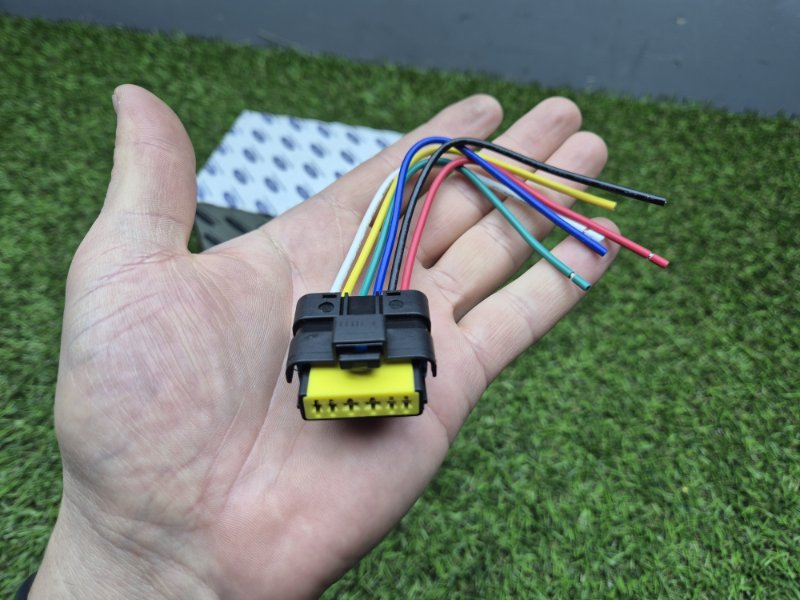 Фишка ( разъем ) топливного насоса Ford Transit 2006/2014