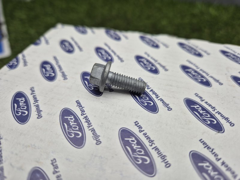 Болт Ford Transit 2006/2024 1470849