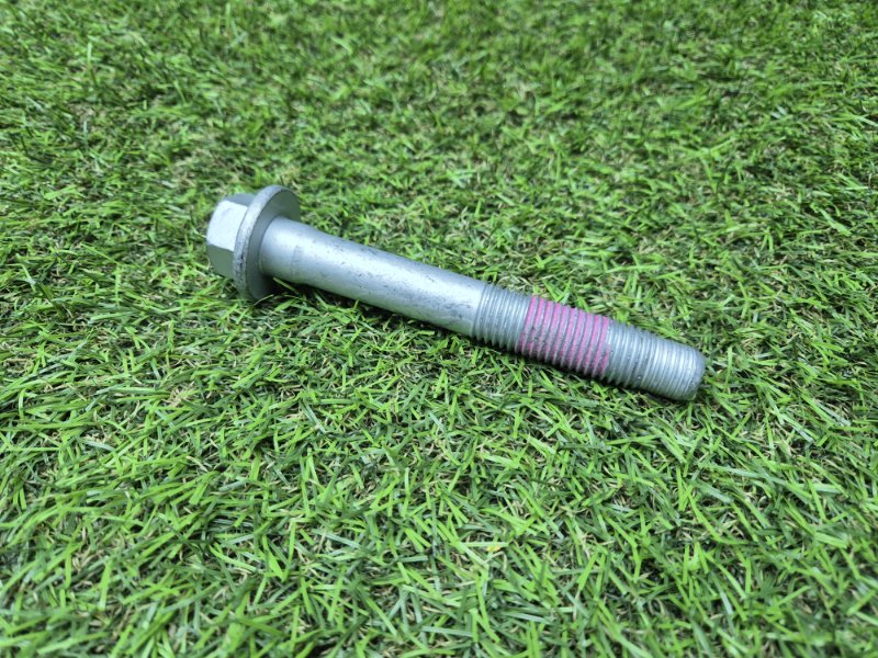 Болт рычага подвески Ford Transit 2014+ 1823598, передний