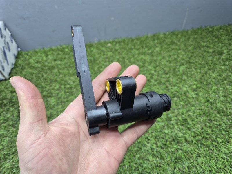 Кран уровня пола Daf/Renault Lf/Midlum 8417006SX