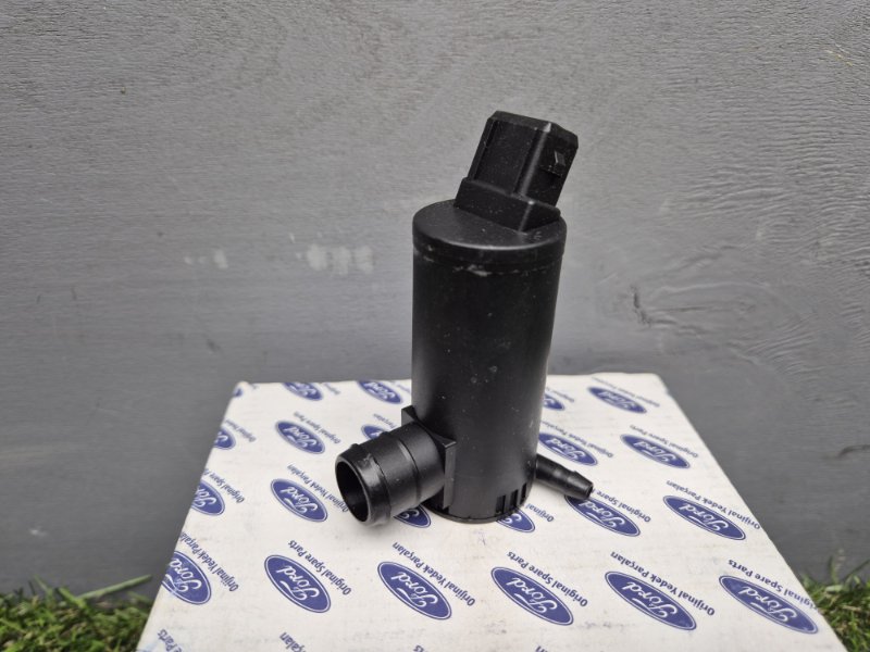 Насос моторчик омывателя Ford Transit 2000/2014 BSG30850001