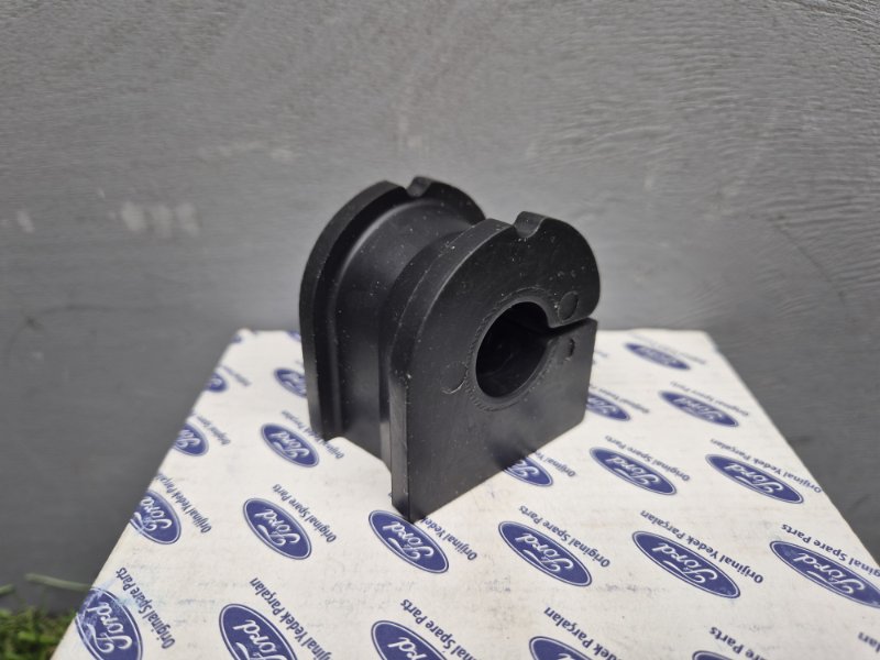 Втулка стабилизатора Ford Transit 2006/2014 BSG30700061, передняя