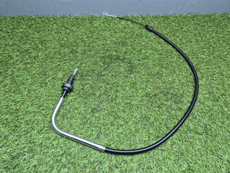 Трос ручника (центральный) Ford Transit 2998861SX