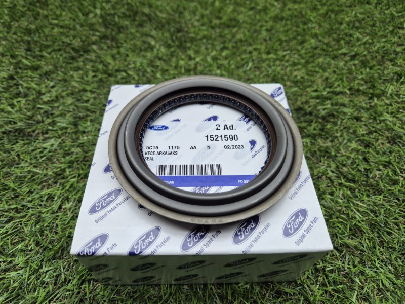 Сальник ступицы Ford Transit 2006/2014 1521590, задний