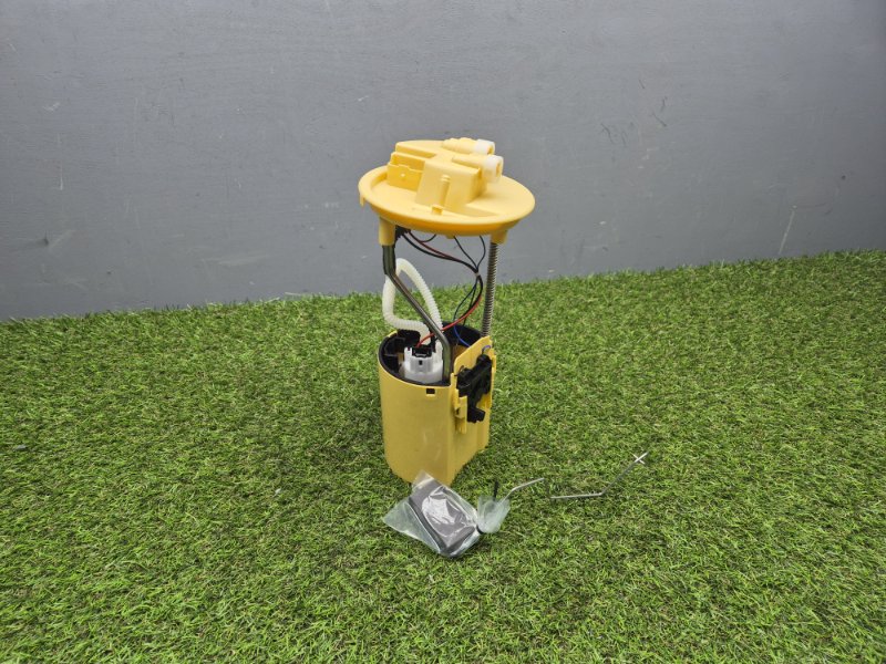 Топливный насос Ford Transit 2011+ GNG81900012 2.2