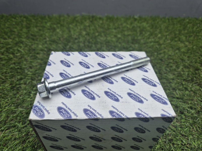 Болт крепления КПП Ford Transit 2011+ 1470894