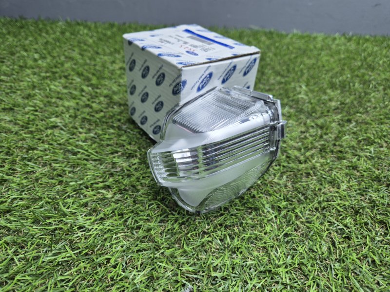 Повторитель поворота Ford Transit Custom 2012+ 1766579, передний правый