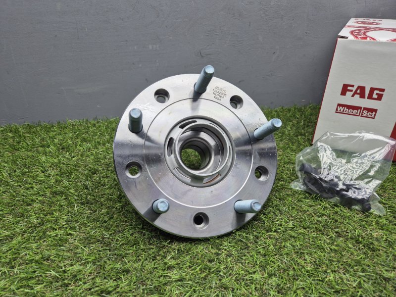 Ступица Ford Transit 2012+ BK212B664CB 2.2, задняя