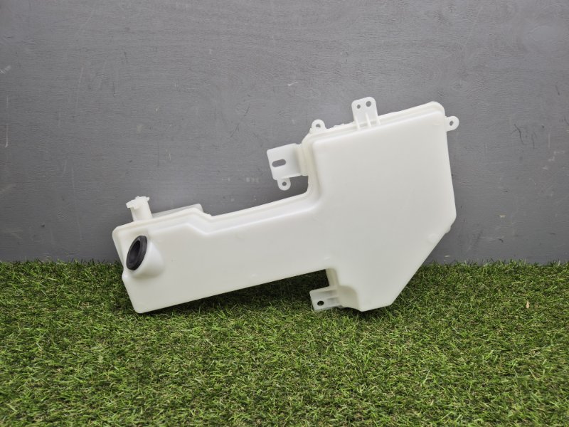 Бачок стеклоомывателя Ford Transit 2014+ GNG81801008