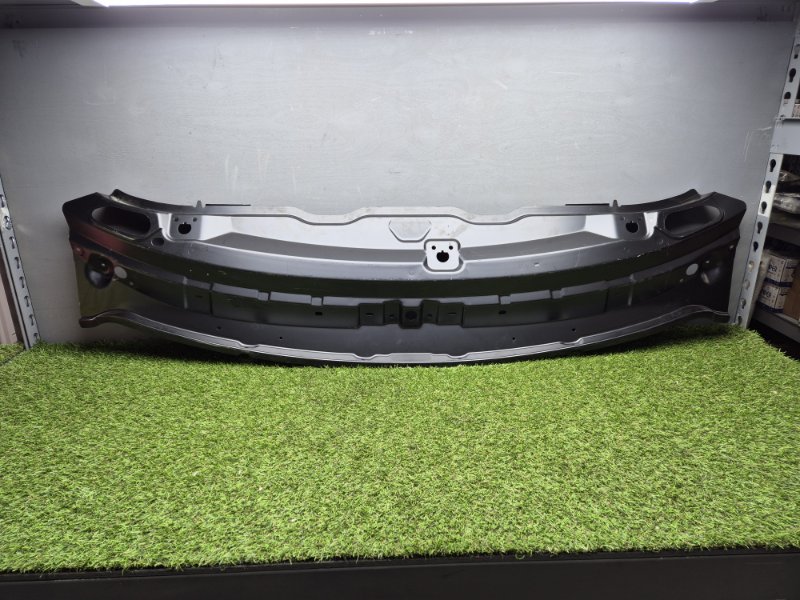 Жабо под лобовое стекло Ford Transit 2006/2014 1490009