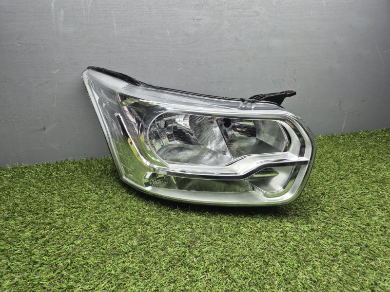 Фара Ford Transit 2014+ BSG30800028, передняя правая