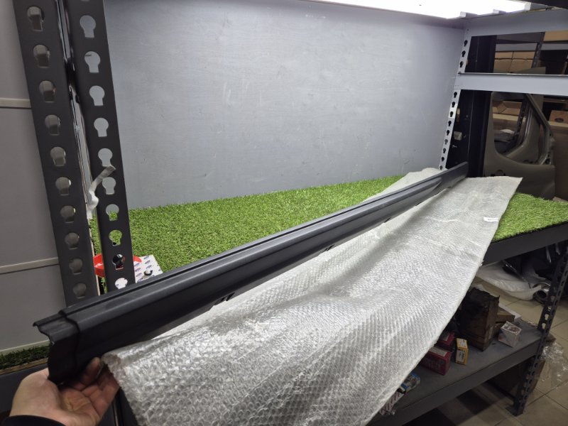 Молдинг порога Ford Transit 2014+ 2036049, левый