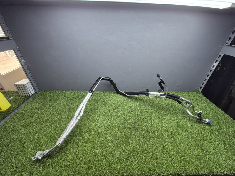 Трубка кондиционера Ford Transit 2014+ 2540044