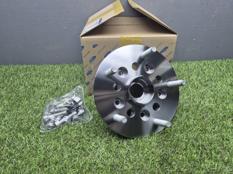 Ступица Ford Transit 2014+ 2168129 2.2, передняя