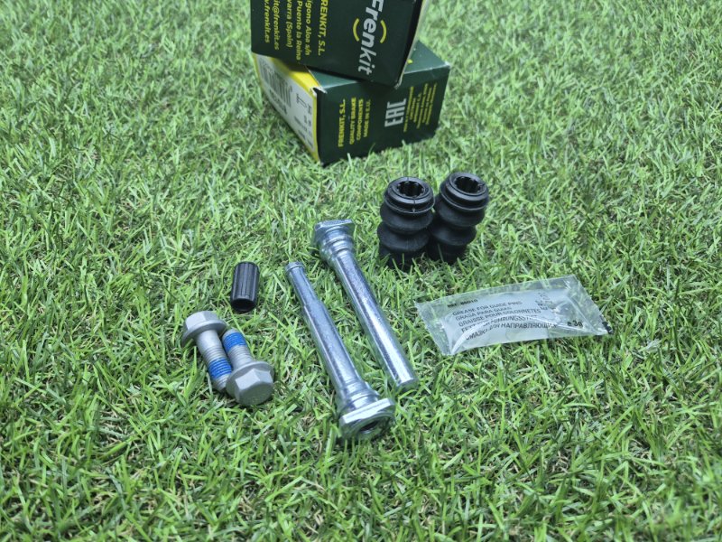 НАПРАВЛЯЮЩИЕ СУППОРТА Ford Transit 2014+ 810130, заднее