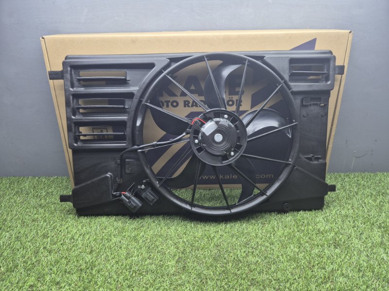 Вентилятор охлаждения радиатора Ford Transit 2014+ 2192892 2.2