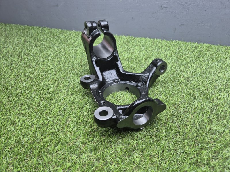 Кулак поворотный Ford Transit 2014+ 2350082 2.2, правый