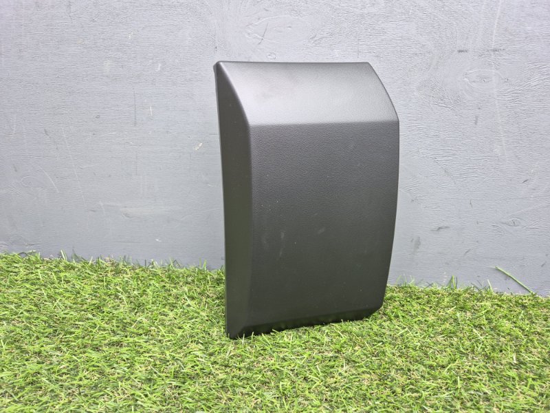 Молдинг лючка бензобака Ford Transit 2014+ 2309396