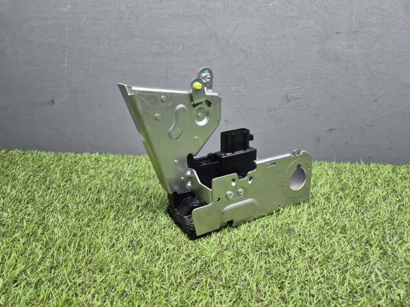 Замок двери Ford Transit 2000/2014 YC15V43288HB, задний