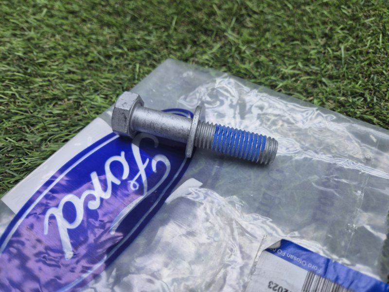 Болт карданного вала Ford Transit 2006+ 1686394