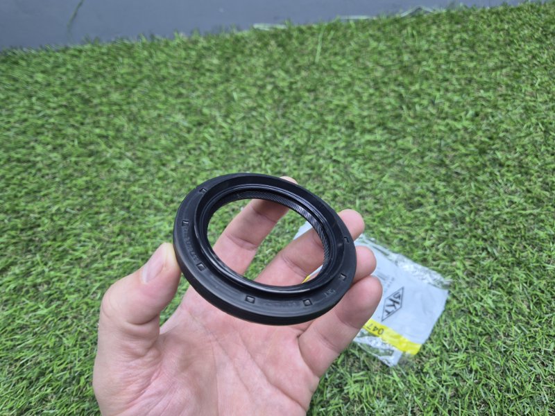 Сальник хвостовика Ford Transit 2006/2014 047741P