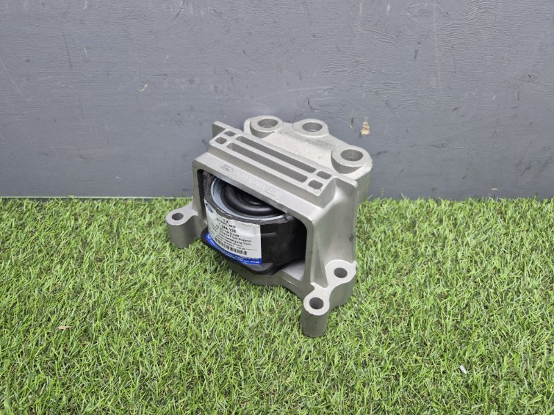 Подушка двигателя Ford Transit 2006/2014 1384138 ПЕРЕДНИЙ ПРИВОД 2.2, передняя правая