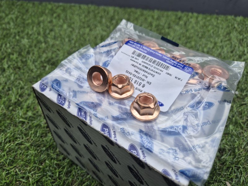 Гайка выпускного коллектора Ford Transit 2011+ 6518101 2.2