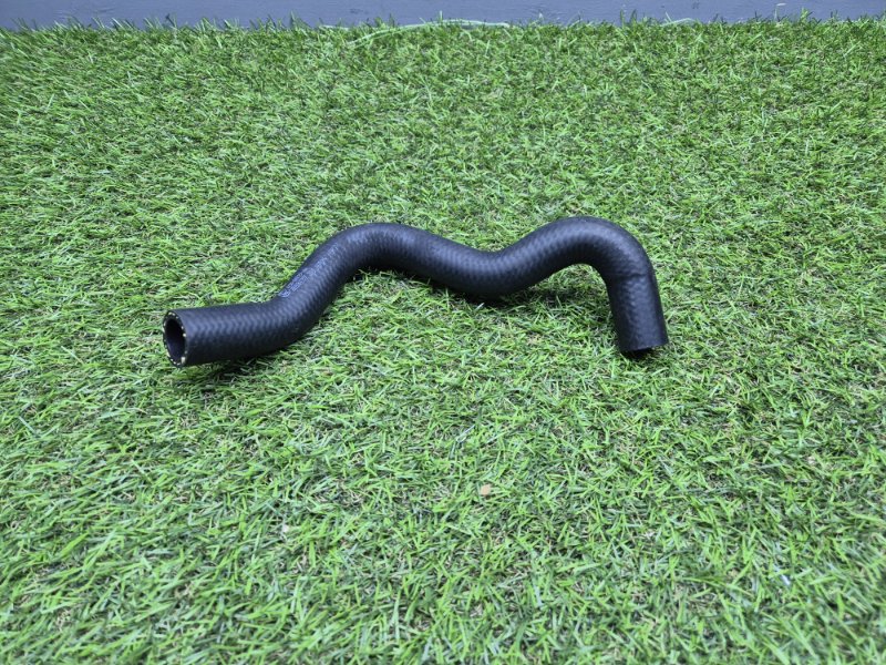 Патрубок масляного радиатора Ford Transit 2011+ 1814760 2.2