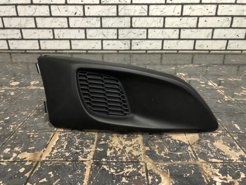 Заглушка ПТФ передняя правая Chevrolet Aveo 2012-2015 T300 96694774 новая