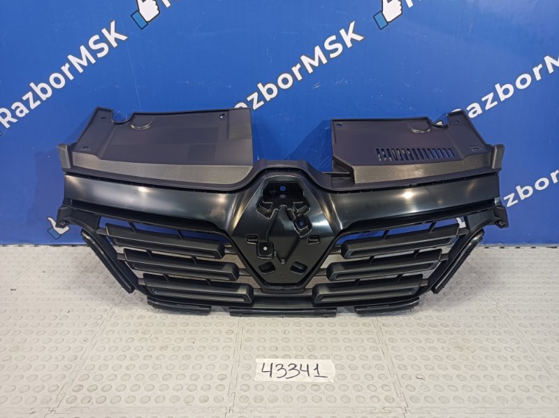 Решетка радиатора передняя Renault Logan 2 623105887R новая