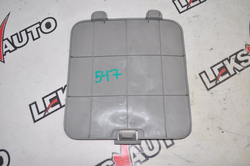 Пластик багажника (парой) VehiCross 1998 UGS25DW 6VD1