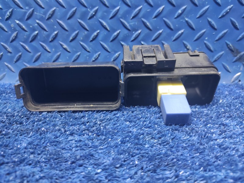 Блок реле INFINITI EX35 25237AM600 контрактная