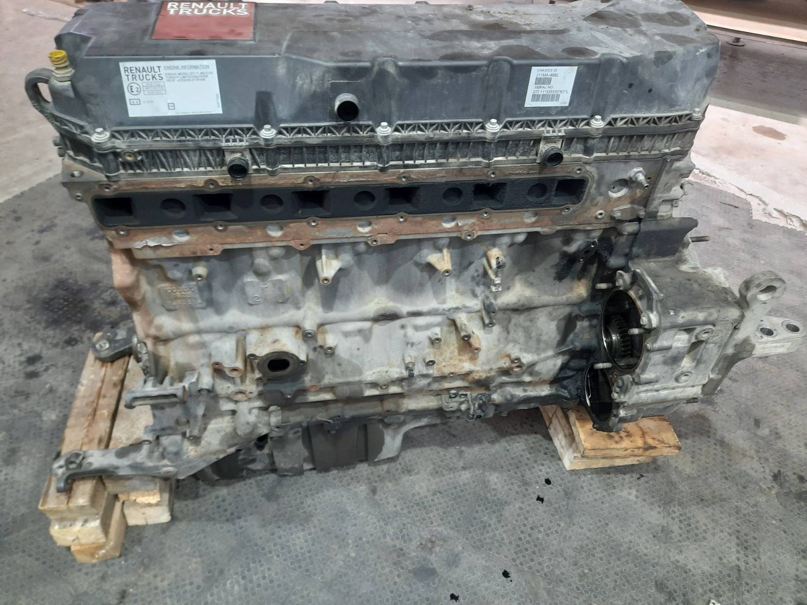 Двигатель RENAULT T-Series J11MA DTI 11 EURO 6 7422073582 — фото 3