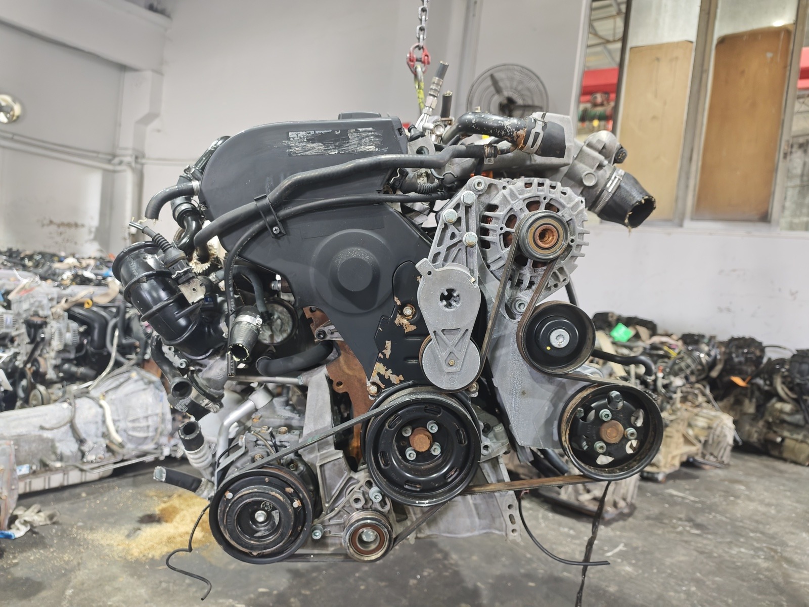 Двигатель Volkswagen Passat AWT 1.8T AWT — фото 4