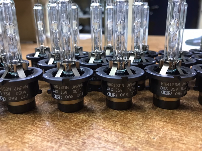 Лед лампы вместо ксенона d4s на тойоту камри 50 - 82 фото