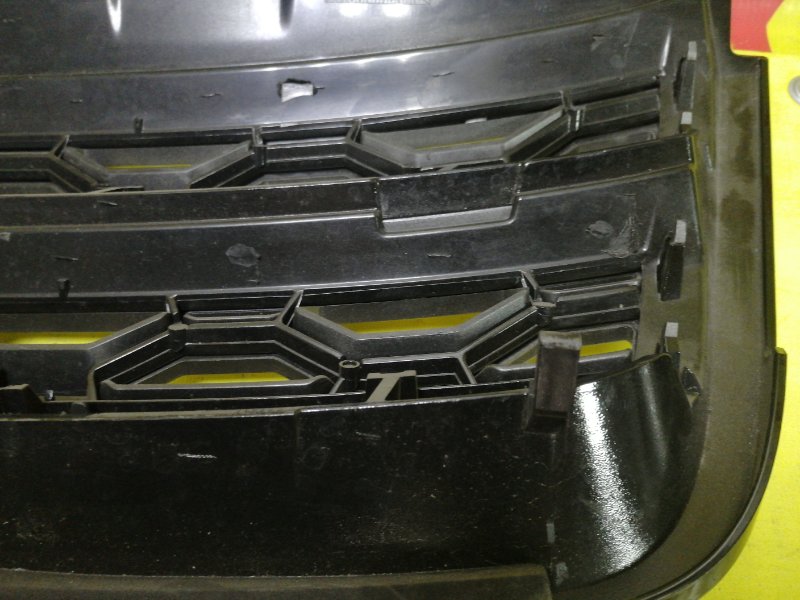 Решетка радиатора Discovery Sport 2014-2019 L550