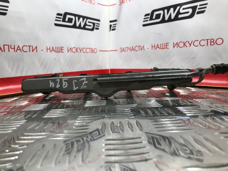 Форсунка топливная Mazda Demio DE3FS ZJ-VE 297500-0460 контрактная