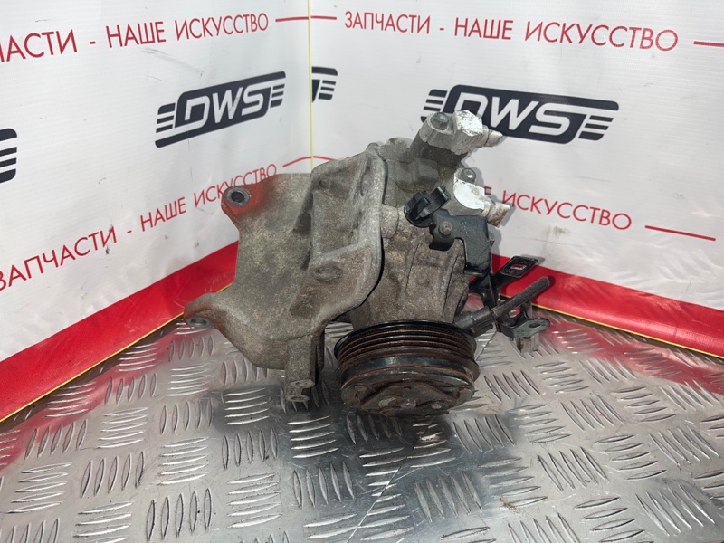 Компрессор кондиционера Legacy BL5 EJ25