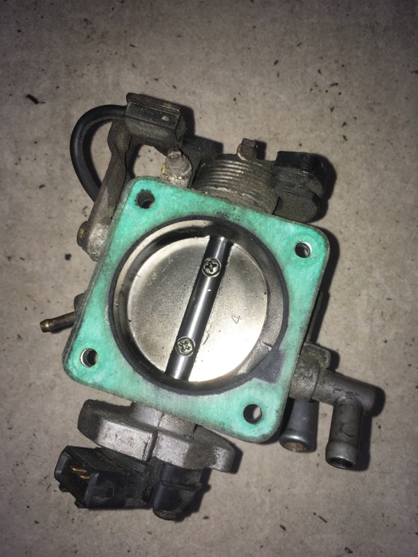 Дроссельная заслонка Volkswagen Transporter T4 ACU 044133061F контрактная