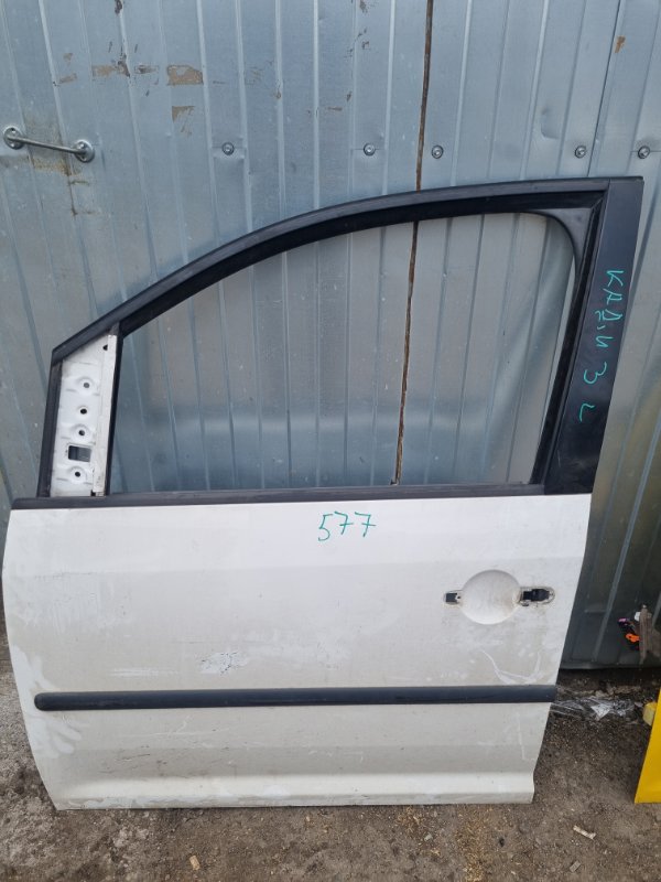 Дверь передняя левая Volkswagen Caddy 2003 3 BDJ 2K0831055B Б/У